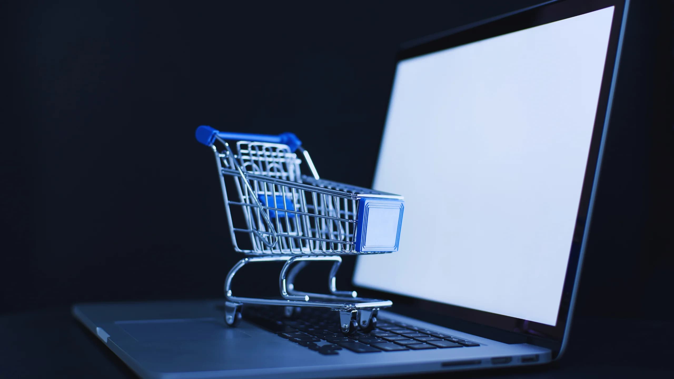 Finance analytics on devices