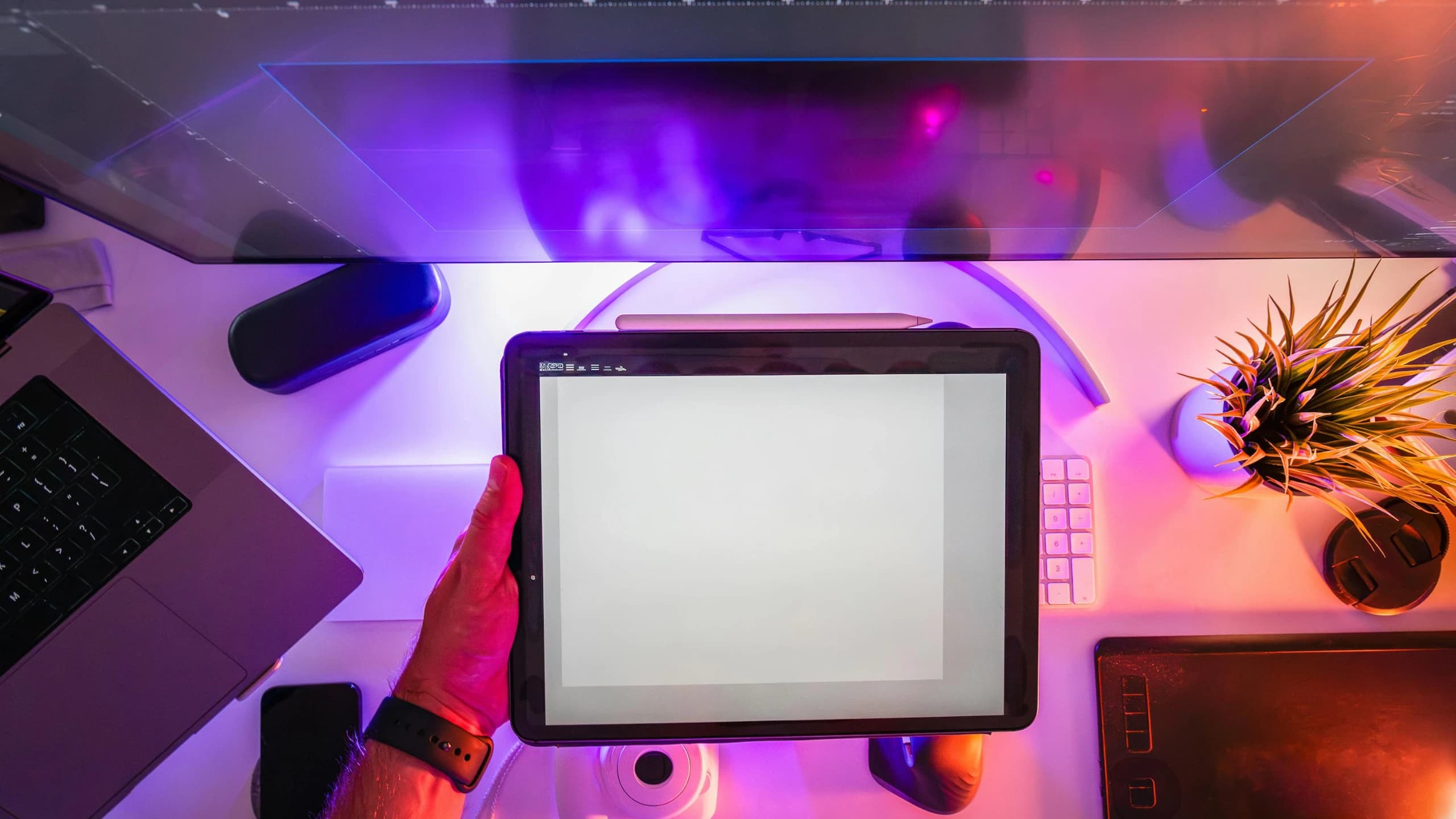 Finance analytics on devices